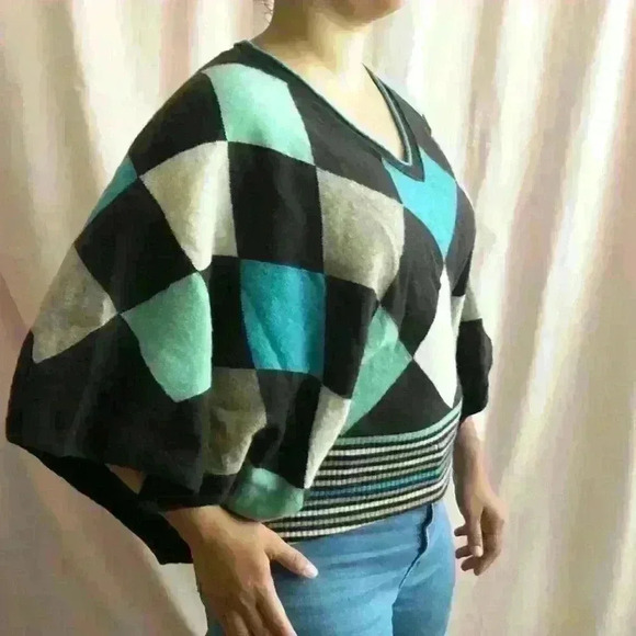 Benetton Kimono Cropped Wool  Top - Picture 3 of 8